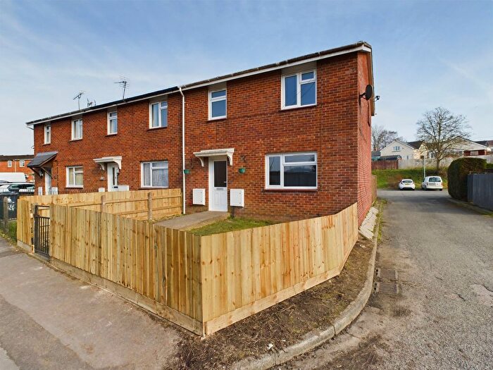 3 Bedroom End Of Terrace House For Sale In The Keelings, Cinderford, GL14