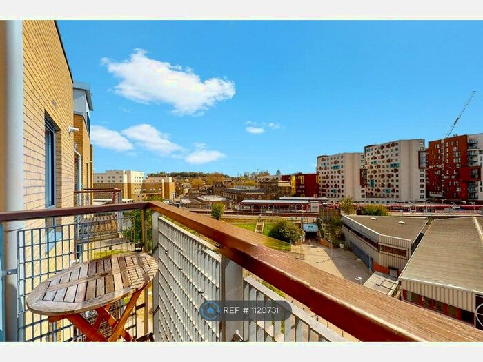 1 Bedroom Flat To Rent In Tarves Way, London, SE10