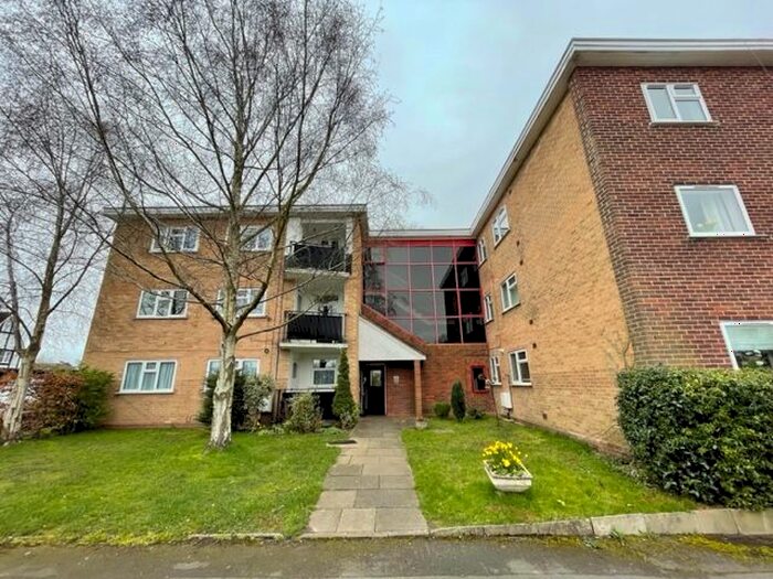 2 Bedroom Flat To Rent In St Johns Close, Knowle, Solihull, B93