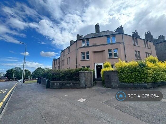 3 Bedroom Flat To Rent In Mitchell St, Dundee, DD2