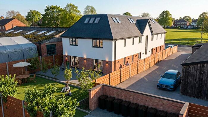 1 Bedroom Apartment For Sale In Western Avenue, Market Harborough, LE16