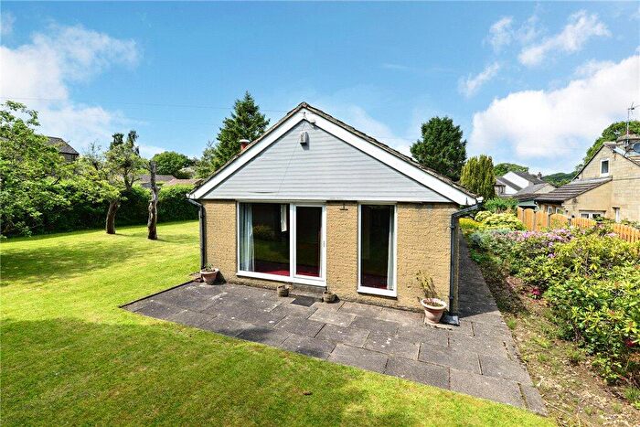 2 Bedroom Bungalow For Sale In Glen Road, Eldwick, Bingley, BD16