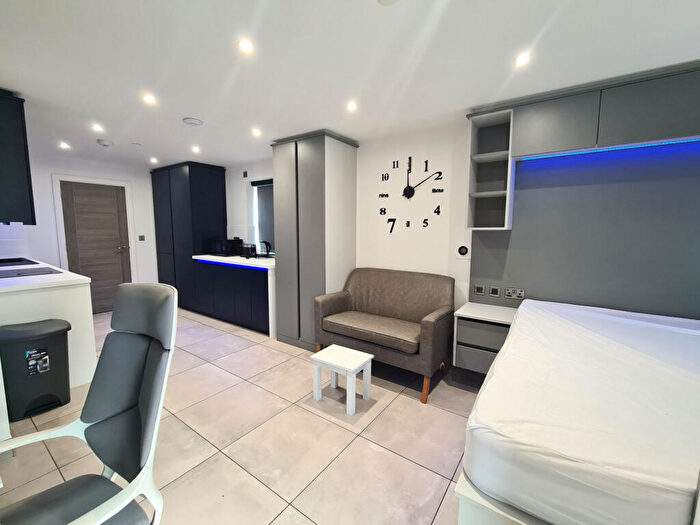 Studio To Rent In Berry Street, Coventry, West Midlands, CV1