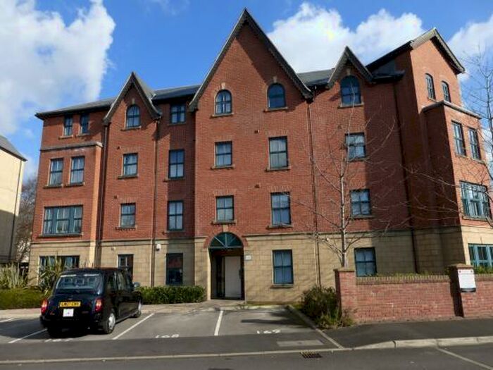 2 Bedroom Apartment To Rent In Hadfield Close, Victoria Park, M14