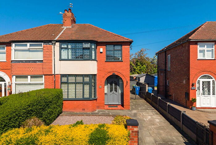 3 Bedroom Semi Detached House For Sale In Elgin Drive, Sale, M33