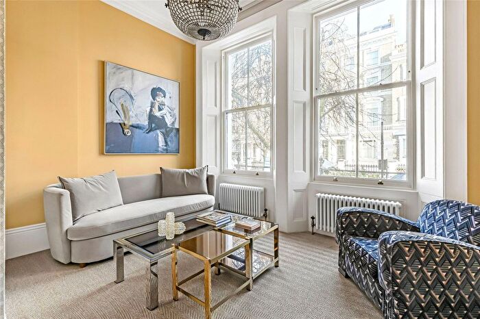 1 Bedroom Flat For Sale In Redcliffe Gardens, Chelsea, London, SW10