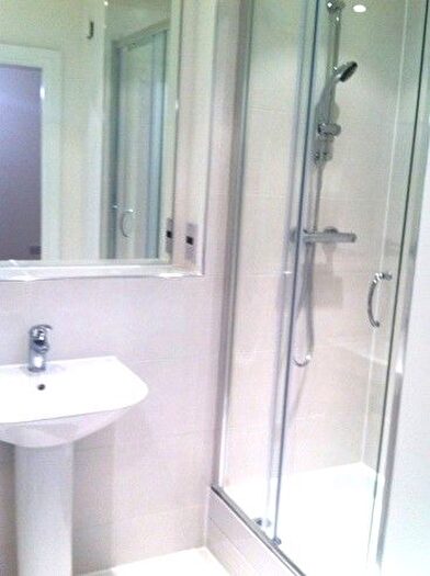 1 Bedroom Flat To Rent In Christian Street, London, E1