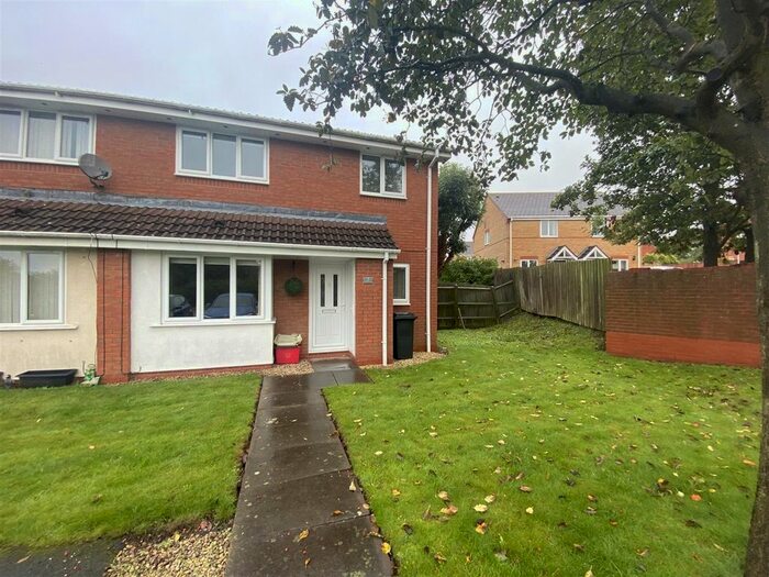 2 Bedroom End Of Terrace House To Rent In Hazel Close, Measham, Swadlincote, DE12