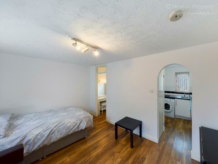 Studio To Rent In Blackfriars Court, Newcastle Upon Tyne, Tyne And Wear, NE1