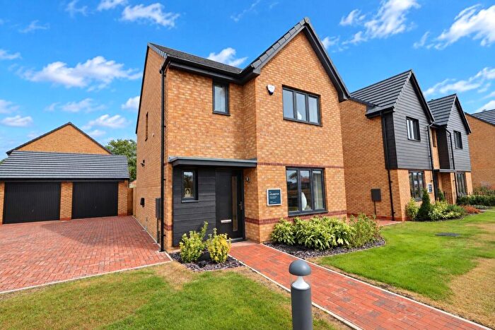 3 Bedroom Detached House For Sale In Plot, Newport Pagnell, MK16