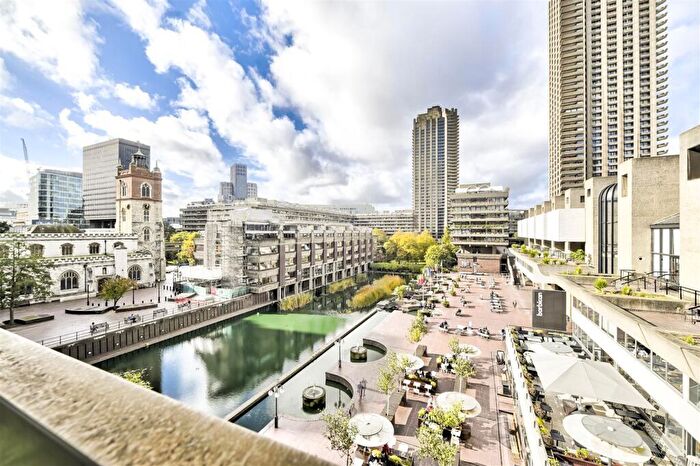 1 Bedroom Apartment To Rent In Gilbert House, Barbican, London, EC2Y