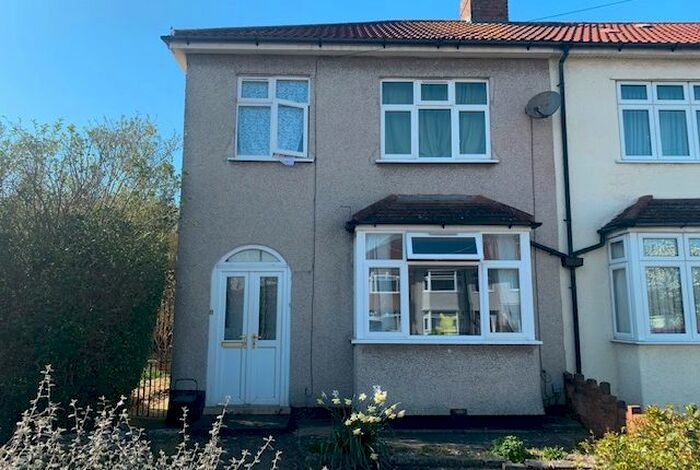 4 Bedroom Terraced House To Rent In Stanley Crescent, Filton, Bristol, BS34