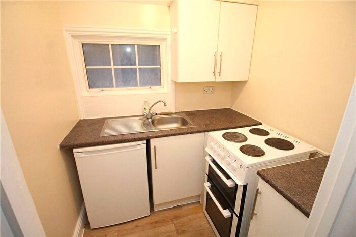 1 Bedroom Flat To Rent In Bedford Road, Kempston, Bedford, Bedfordshire, MK42