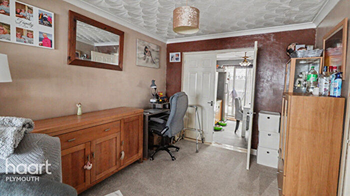 3 Bedroom Terraced House For Sale In Cressbrook Drive, Plymouth, PL6