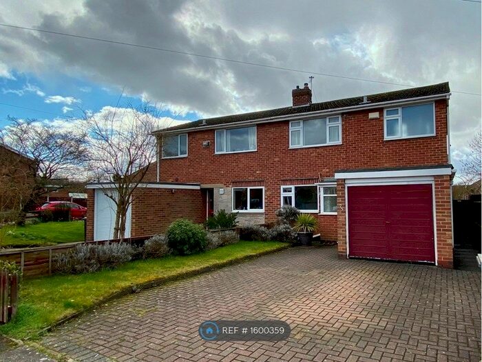 3 Bedroom Semi-Detached House To Rent In Russley Road, Bramcote, Nottingham, NG9