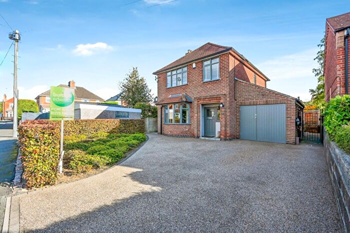 3 Bedroom Detached House For Sale In Glebe Avenue, Ripley, DE5