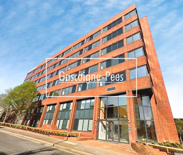 2 Bedroom Apartment To Rent In Basingstoke, RG21