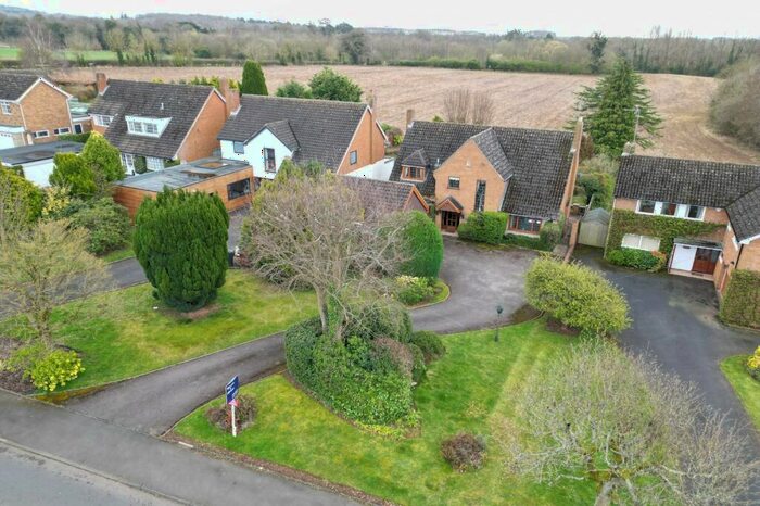 4 Bedroom Detached House For Sale In Newfield Road, Hagley, Stourbridge, DY9