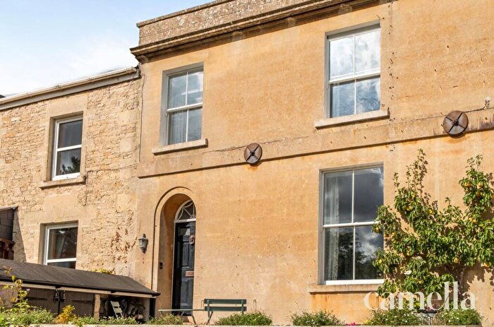 2 Bedroom Terraced House For Sale In Wellsway, Bath, BA2