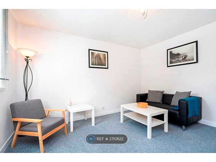 1 Bedroom Flat To Rent In Liddesdale Place, Edinburgh, EH3