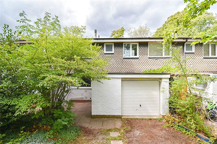 4 Bedroom Terraced House To Rent In Stansgate Avenue, Cambridge, CB2
