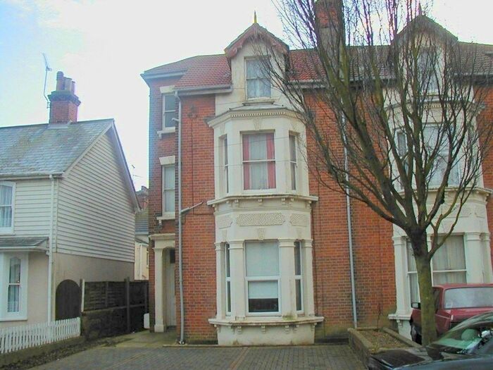 1 Bedroom Flat To Rent In Church Road, Clacton-On-Sea CO15