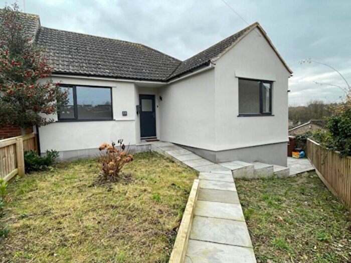 2 Bedroom Bungalow For Sale In Lewis Crescent, Frome, BA11