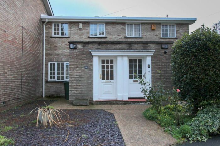 3 Bedroom Terraced House To Rent In Barnfield Gardens, Brighton, BN2