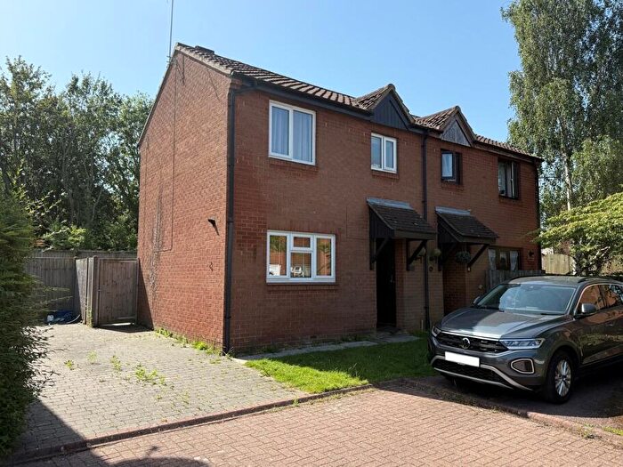 2 Bedroom Semi-Detached House To Rent In Sutton Court, Emerson Valley, MK4