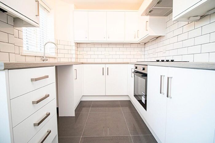 2 Bedroom End Of Terrace House To Rent In Llys Dewi, Creigiau, CF15