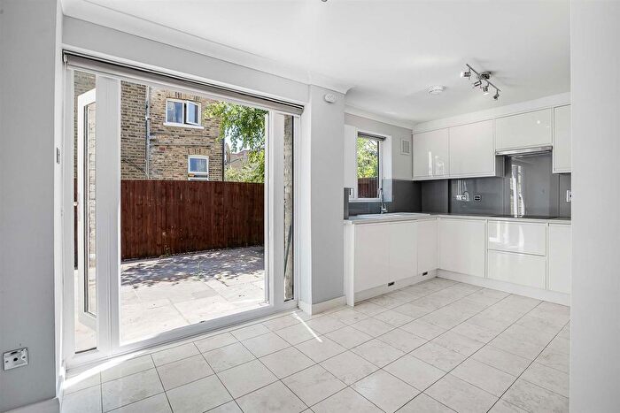 3 Bedroom Terraced House To Rent In Burnthwaite Road, London, SW6