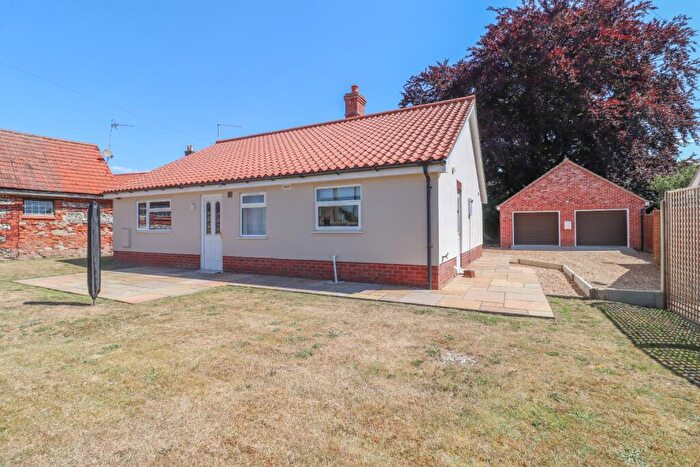 4 Bedroom Detached Bungalow For Sale In Massingham Road, Castle Acre, King's Lynn, PE32