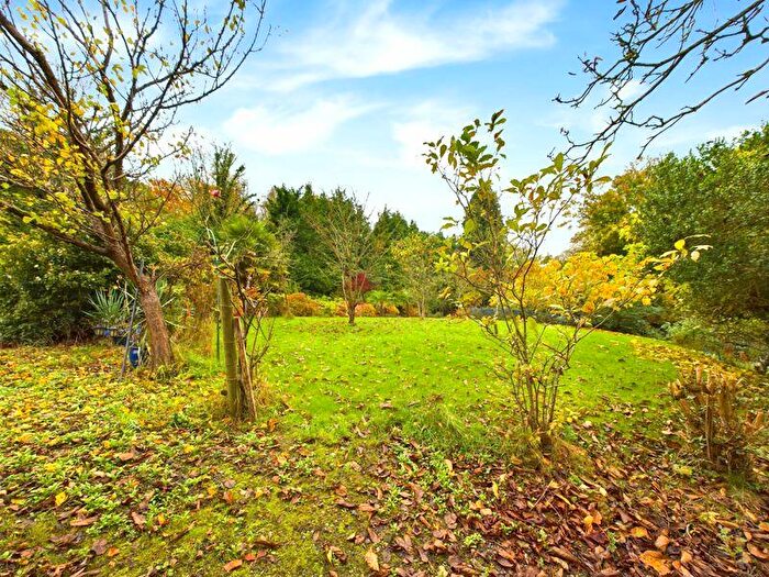 4 Bedroom Detached House For Sale In Tandridge Hill Lane, Godstone, RH9