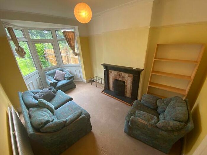 4 Bedroom House To Rent In Umberslade Road, Selly Oak, West Midlands, B29