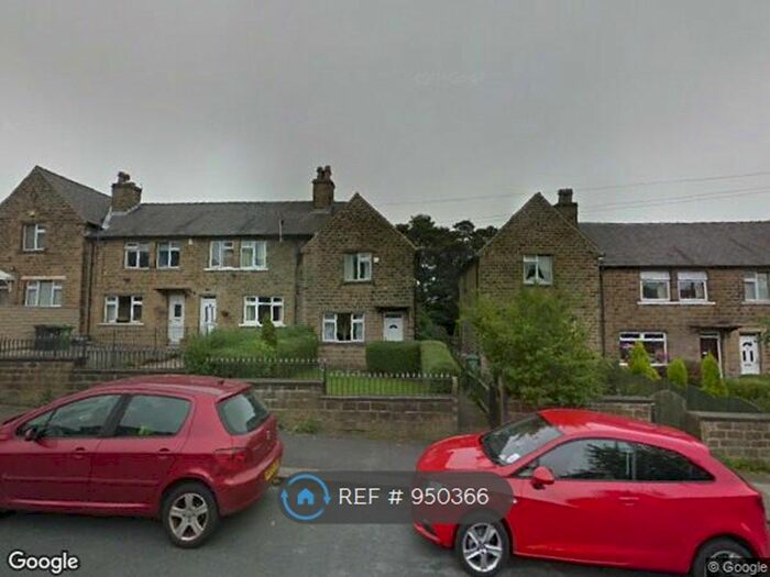 3 Bedroom End Of Terrace House To Rent In Carr Green Lane, Huddersfield HD5