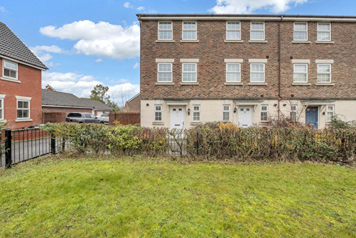 3 Bedroom Town House For Sale In Manning Road, Bury St. Edmunds, IP32