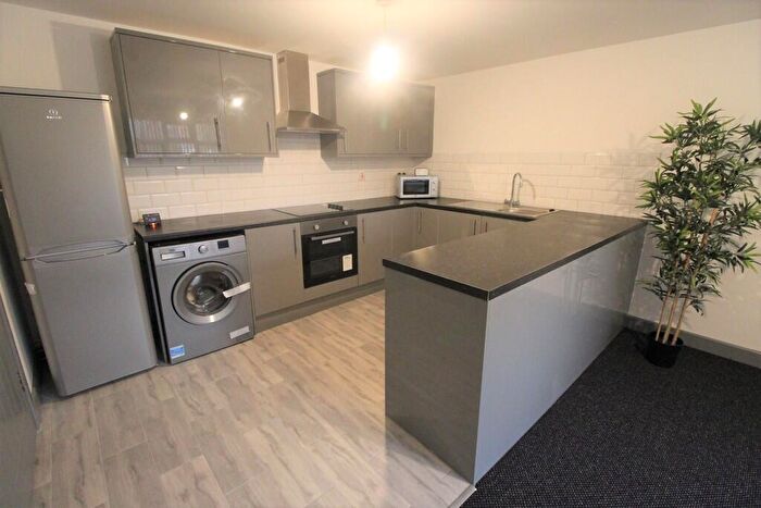 2 Bedroom Apartment To Rent In Kilby Avenue, Birmingham, B16