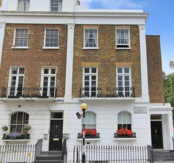 2 Bedroom Flat To Rent In Sydney Street, London, SW3