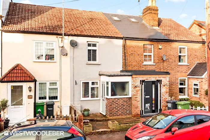 3 Bedroom Property For Sale In Whitley Road, Hoddesdon, EN11