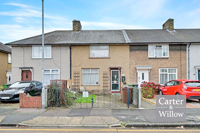 3 Bedroom Terraced House For Sale In Basedale Road, Dagenham, RM9