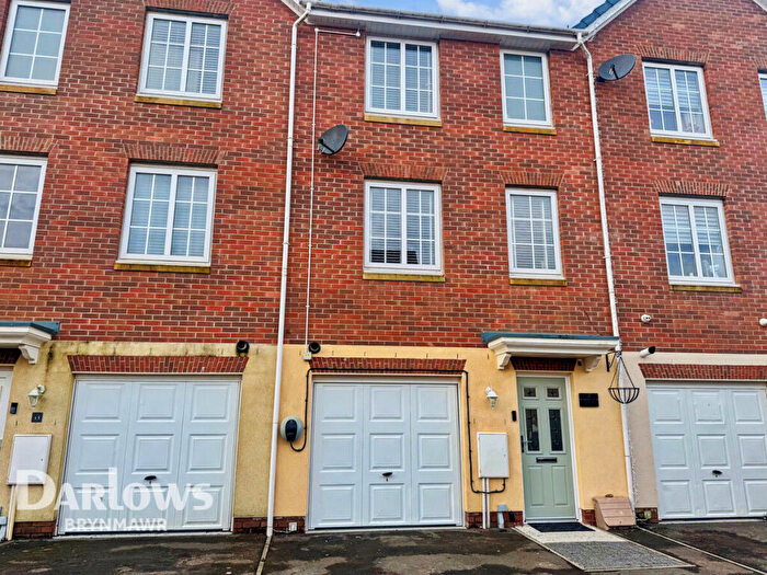 3 Bedroom Town House For Sale In Milfraen View, Brynmawr, NP23