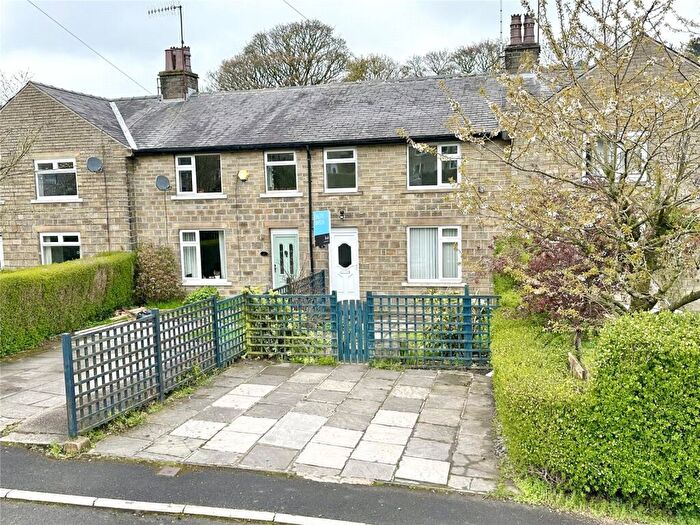 3 Bedroom Terraced House For Sale In Hepworth Crescent, Hepworth, Holmfirth, West Yorkshire, HD9