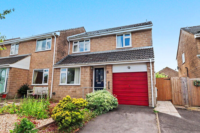 4 Bedroom Semi-Detached House For Sale In Wheeler Grove, Wells, BA5