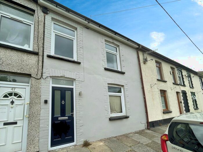 3 Bedroom House To Rent In Hillside Terrace, CF39