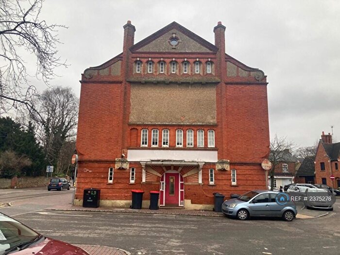 1 Bedroom Flat To Rent In Old Town Hall Chambers, Newport Pagnell, MK16