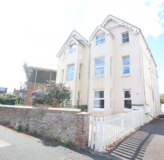 1 Bedroom Apartment For Sale In Claremont Road, BN25