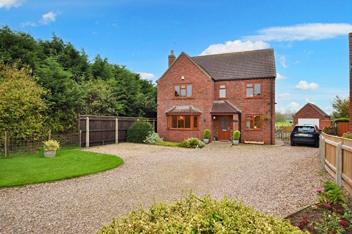 4 Bedroom Detached House For Sale In Keeling Street, North Somercotes, Louth, LN11