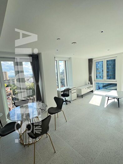 1 Bedroom Flat To Rent In Cendal Crescent, London, E1