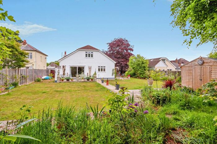 4 Bedroom Bungalow For Sale In New Road, Bournemouth, Dorset, BH10