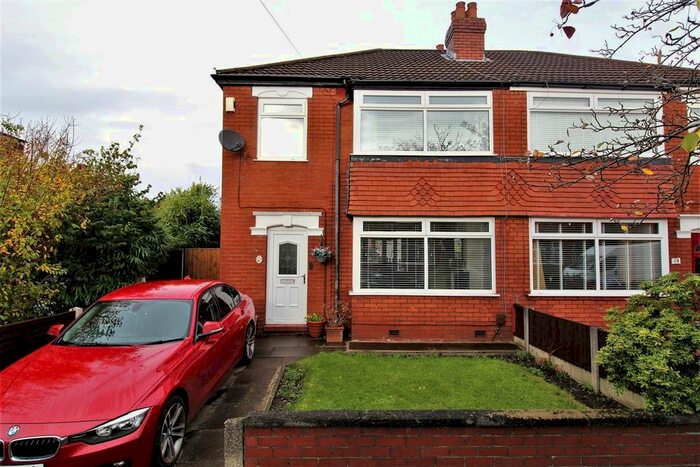 3 Bedroom Semi-Detached House To Rent In Ilkley Crescent, Stockport, SK5